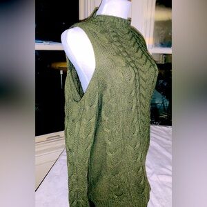 NY & Company Olive Green Knit Sweater with cold shoulders XL